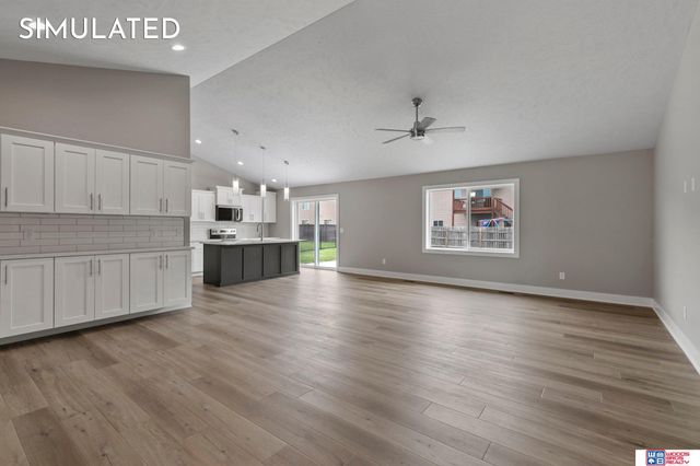 10520 Peter Street, Lincoln, NE 68516