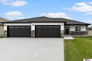 10520 Peter Street, Lincoln, NE 68516