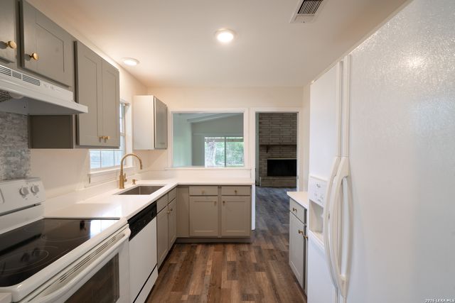 12714 Moss Hollow, Live Oak, TX 78233