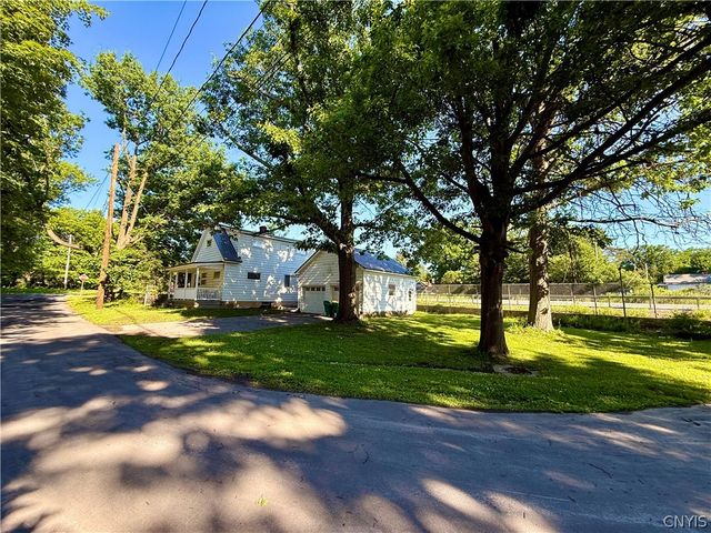 2 Phelps Avenue, New Hartford, NY 13413