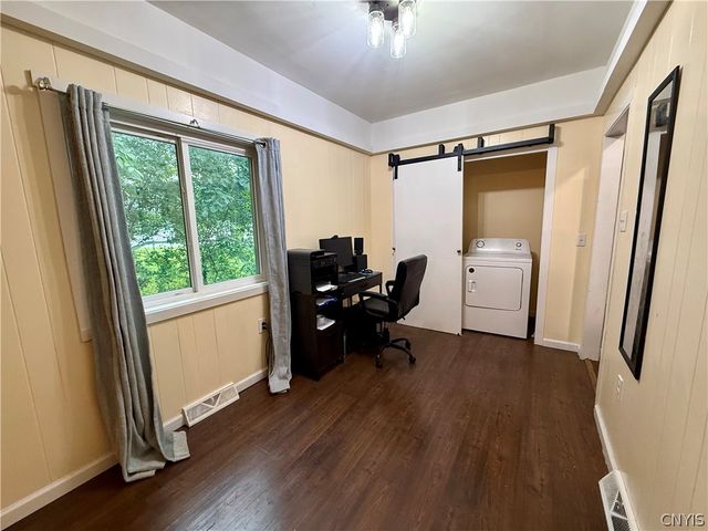 2 Phelps Avenue, New Hartford, NY 13413