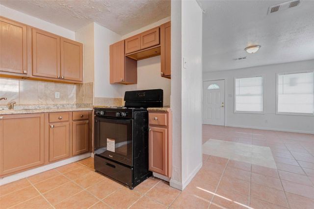 3513 Bloomfield Street, Houston, TX 77051