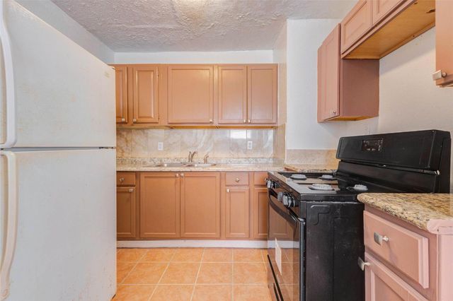 3513 Bloomfield Street, Houston, TX 77051