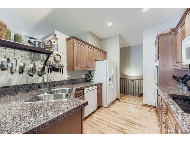 1856 S Kendall Ct, Denver, CO 80232
