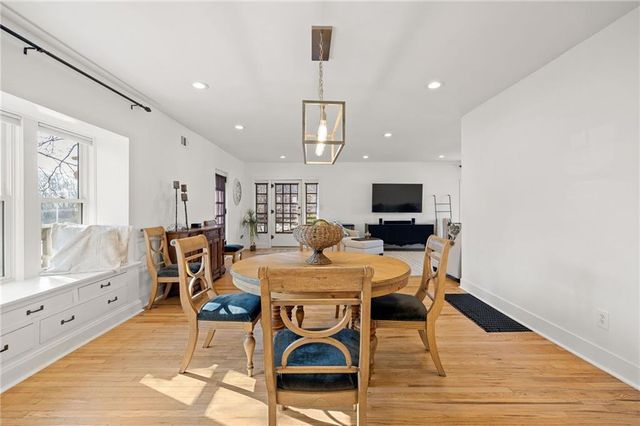 820 E 85th Street, Kansas City, MO 64131