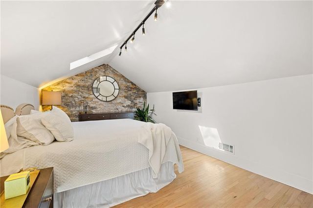 820 E 85th Street, Kansas City, MO 64131