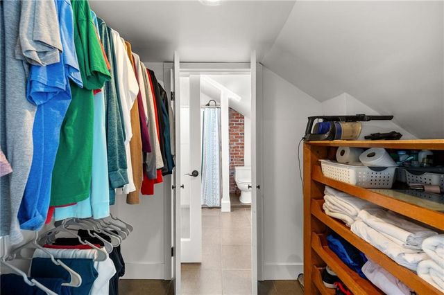 820 E 85th Street, Kansas City, MO 64131