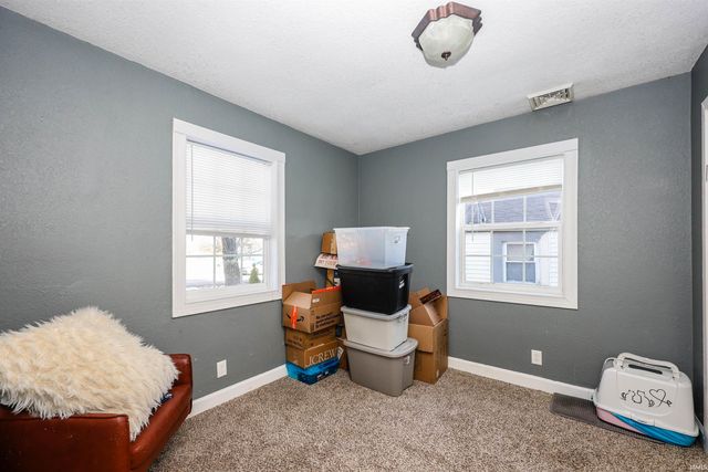 3914 Maple Grove Avenue, Fort Wayne, IN 46806