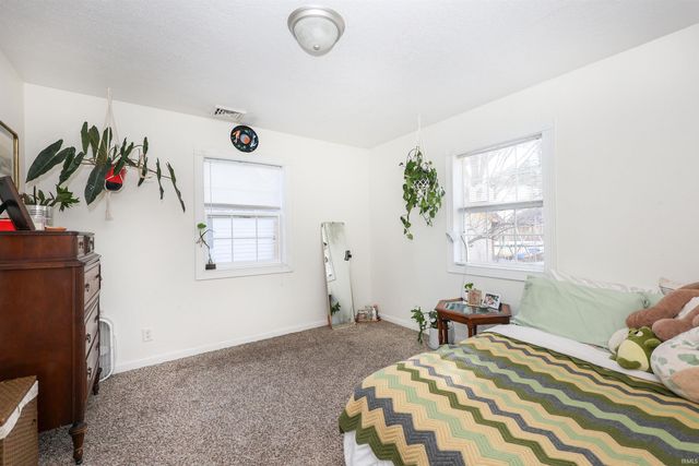 3914 Maple Grove Avenue, Fort Wayne, IN 46806