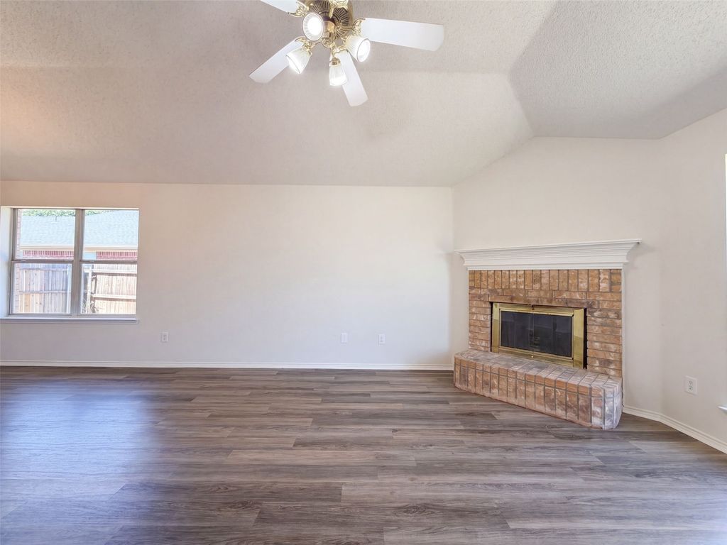 8025 Blue Duck Trail, Arlington, TX 76002 — photo 4