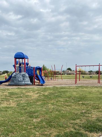 213 Anvil Drive, Fort Worth, TX 76052