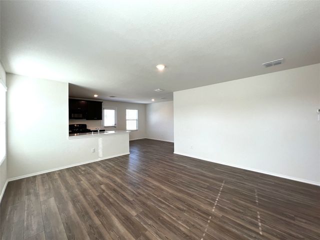 213 Anvil Drive, Fort Worth, TX 76052