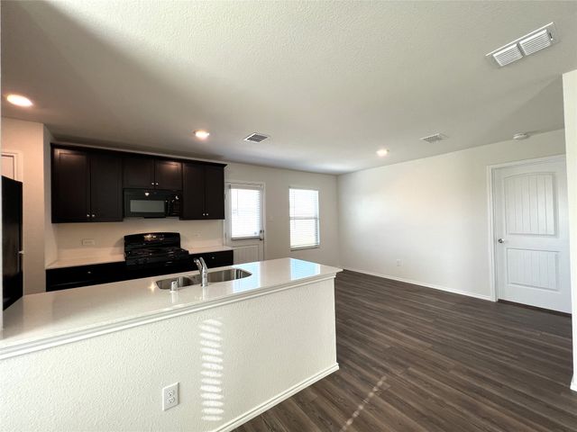 213 Anvil Drive, Fort Worth, TX 76052