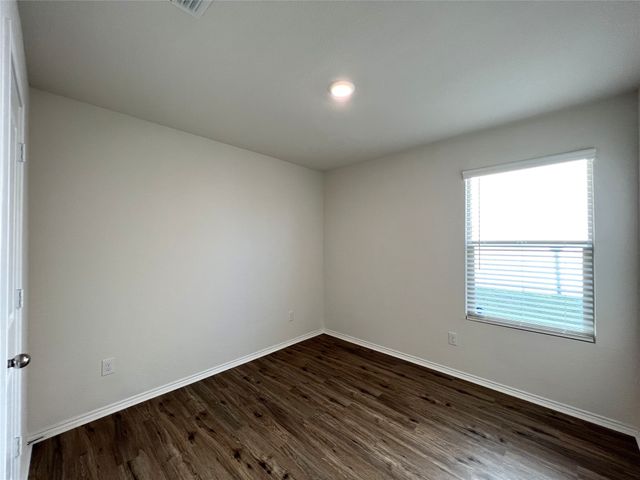 213 Anvil Drive, Fort Worth, TX 76052