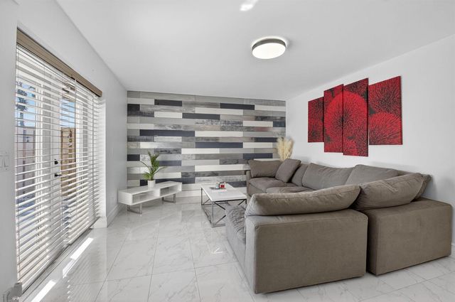 4310 Village Drive D, Delray Beach, FL 33445