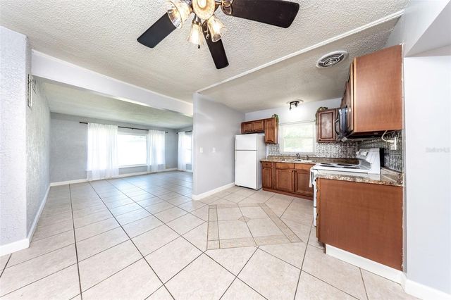 619 CAMELLIA COURT, Sanford, FL 32773