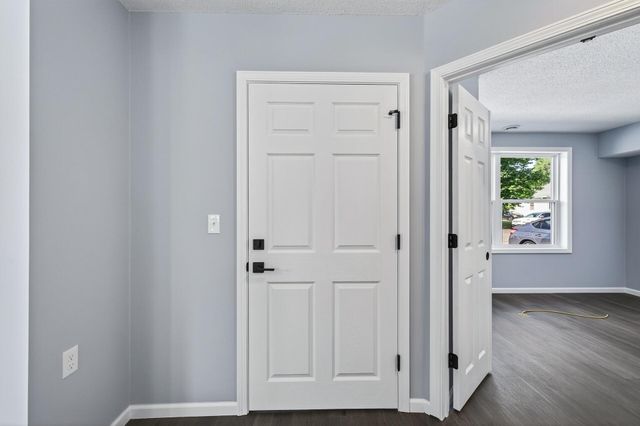 725 Wilson Avenue, Saint Paul, MN 55106