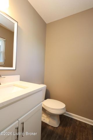 6810 Village Green Blvd, Pewee Valley, KY 40056
