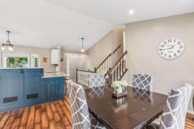 9203 Xenium Lane N, Maple Grove, MN 55369