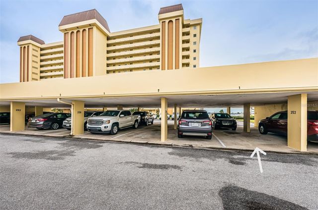 4525 COVE CIRCLE 604, St Petersburg, FL 33708