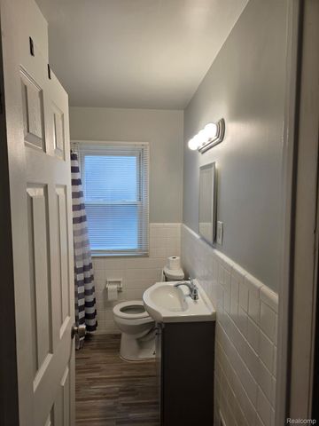 17076 STRICKER Avenue, Eastpointe, MI 48021