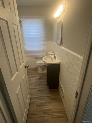 17076 STRICKER Avenue, Eastpointe, MI 48021