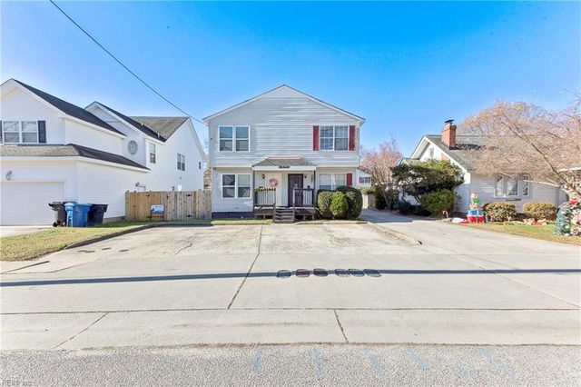 315 Roselynn LN, Virginia Beach, VA 23454