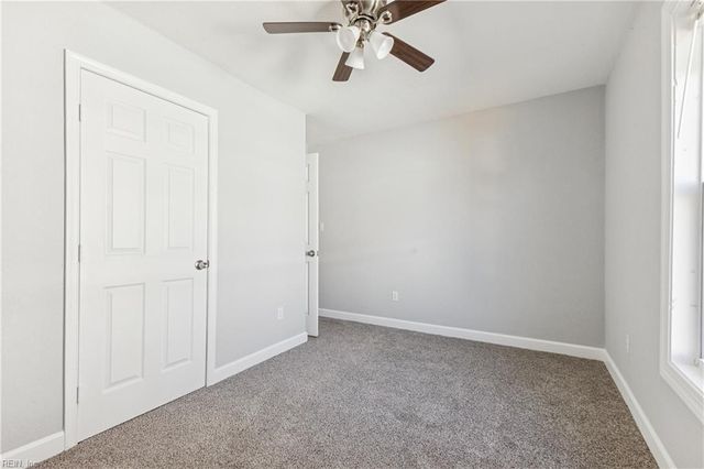 315 Roselynn LN, Virginia Beach, VA 23454