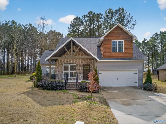 88 Pierce Road, Albertville, AL 35951