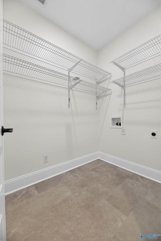 88 Pierce Road, Albertville, AL 35951