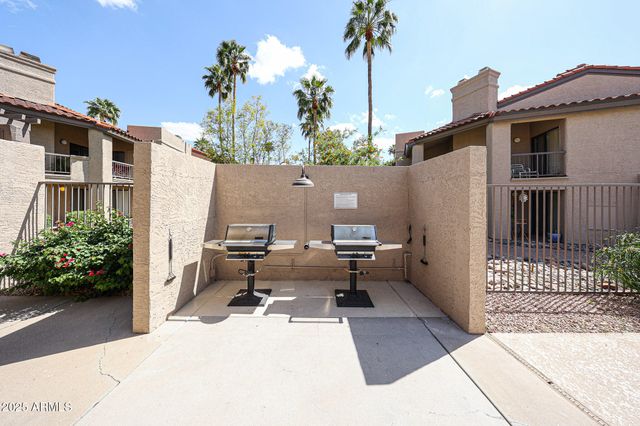 9430 E Mission Lane 104, Scottsdale, AZ 85258