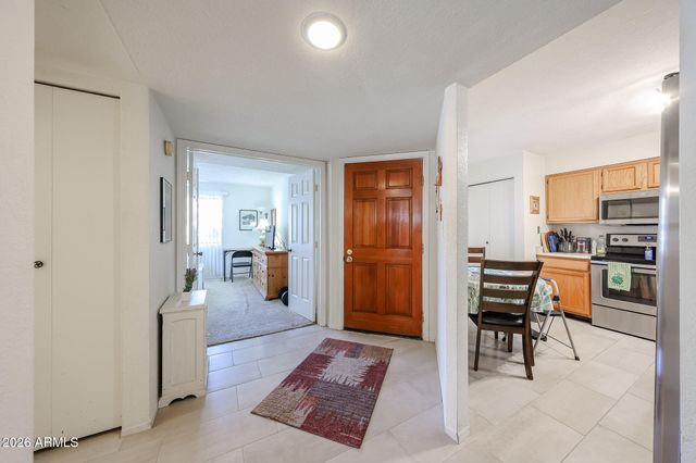 9430 E Mission Lane 104, Scottsdale, AZ 85258