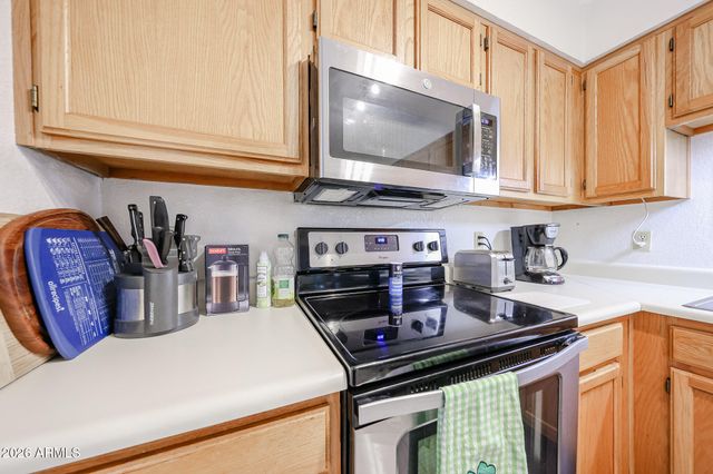 9430 E Mission Lane 104, Scottsdale, AZ 85258