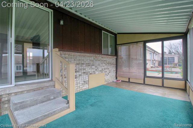 25315 Franklin Terrace 8, South Lyon, MI 48178