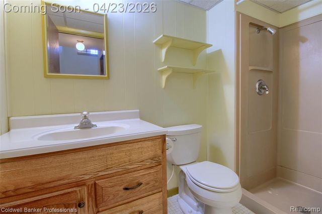 25315 Franklin Terrace 8, South Lyon, MI 48178