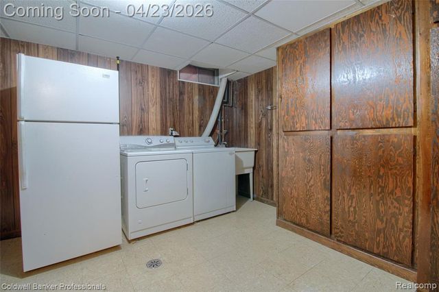 25315 Franklin Terrace 8, South Lyon, MI 48178