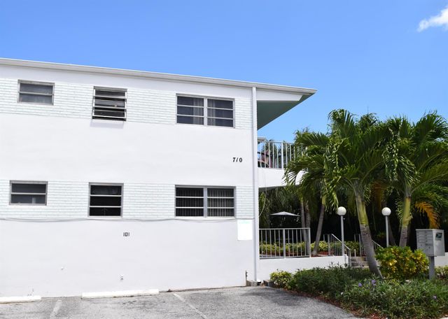 710 N K Street 203, Lake Worth Beach, FL 33460