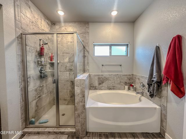 365 Mercy Tellez, Socorro, TX 79927