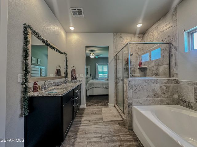 365 Mercy Tellez, Socorro, TX 79927