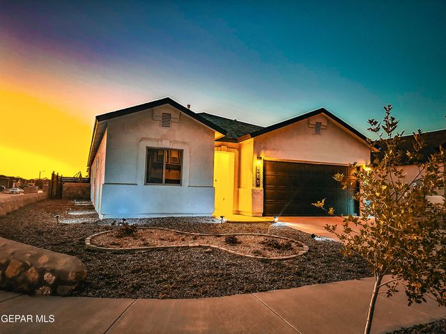 365 Mercy Tellez, Socorro, TX 79927