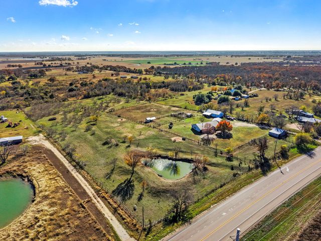 18751 State Highway 95, Holland, TX 76534