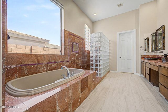 41907 N MOSS SPRINGS Road, Anthem, AZ 85086