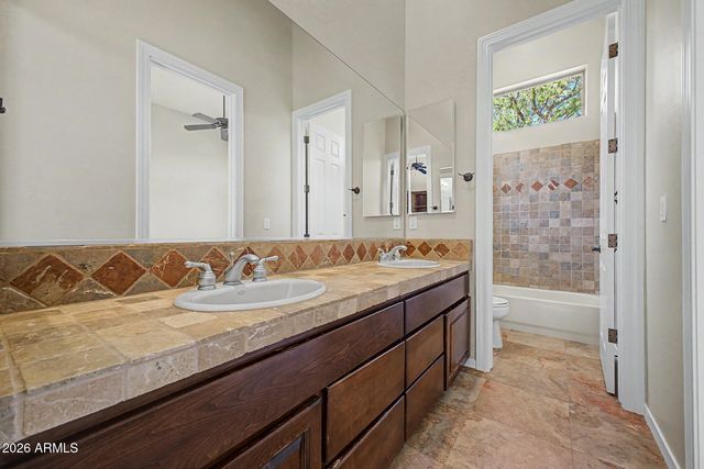 41907 N MOSS SPRINGS Road, Anthem, AZ 85086