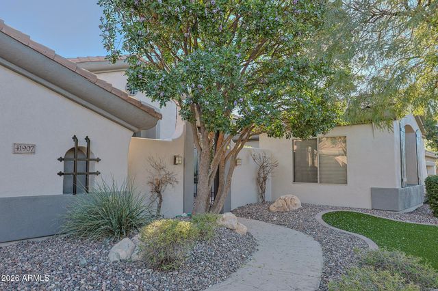 41907 N MOSS SPRINGS Road, Anthem, AZ 85086
