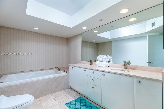 16500 Collins Avenue 655, Sunny Isles Beach, FL 33160