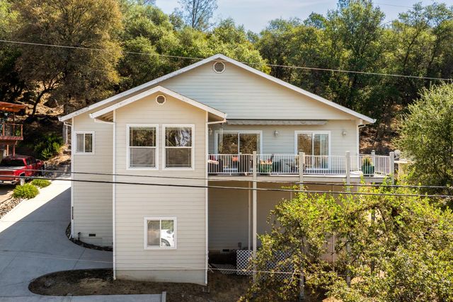 18776 Jayhawk Dr, Penn Valley, CA 95946