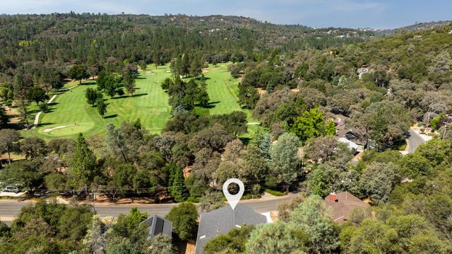 18776 Jayhawk Dr, Penn Valley, CA 95946