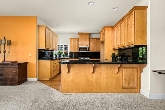18776 Jayhawk Dr, Penn Valley, CA 95946