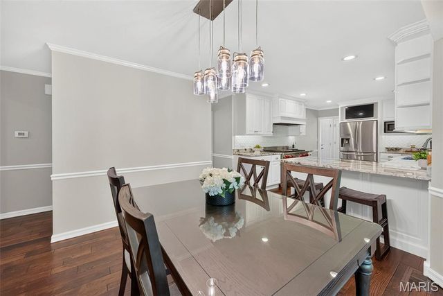 1751 Warmington Court, Ballwin, MO 63021