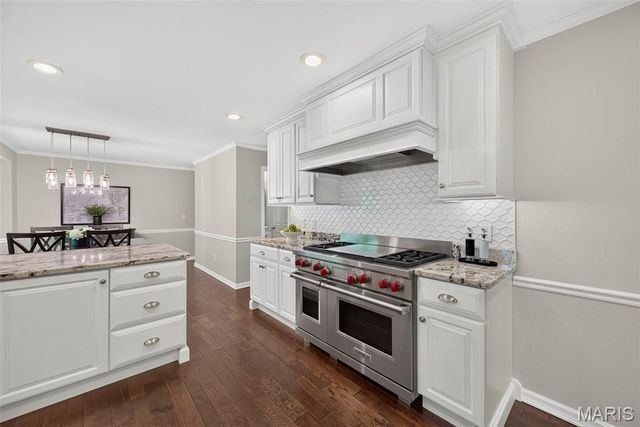 1751 Warmington Court, Ballwin, MO 63021
